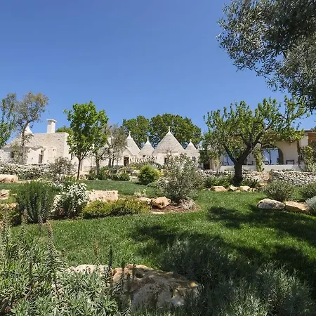 Trulli Cantalanotte Villa