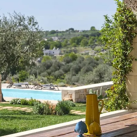 Trulli Cantalanotte Villa